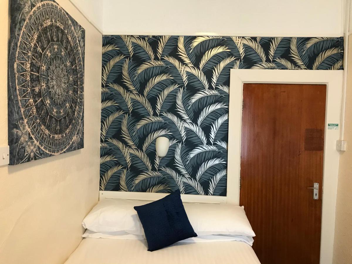 The Feathers Hotel Μπλάκπουλ Εξωτερικό φωτογραφία
