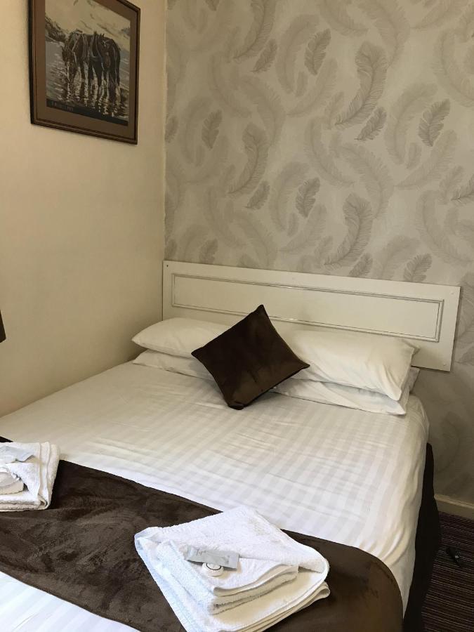 The Feathers Hotel Μπλάκπουλ Εξωτερικό φωτογραφία