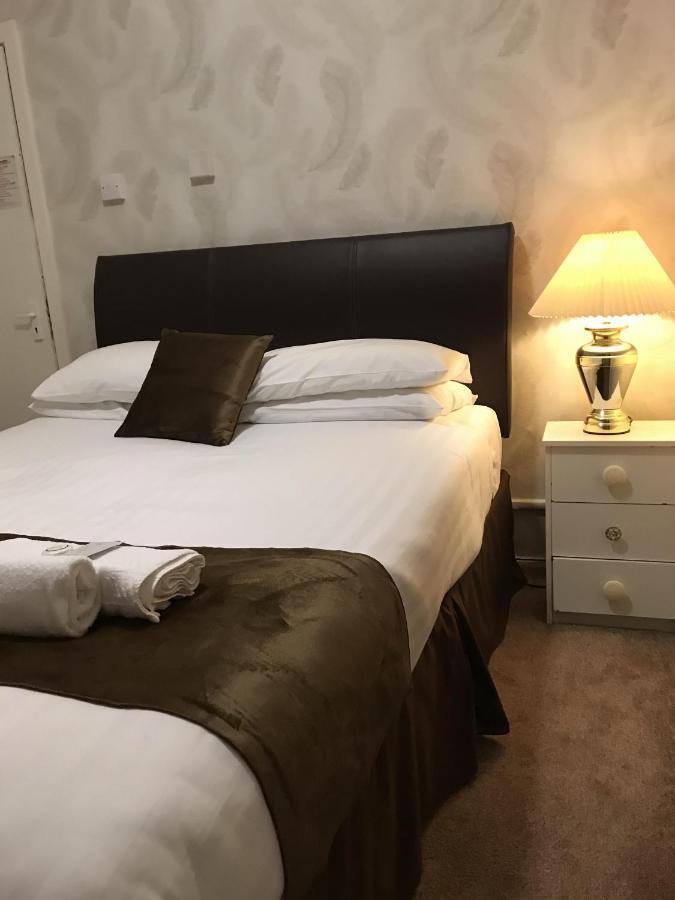 The Feathers Hotel Μπλάκπουλ Εξωτερικό φωτογραφία