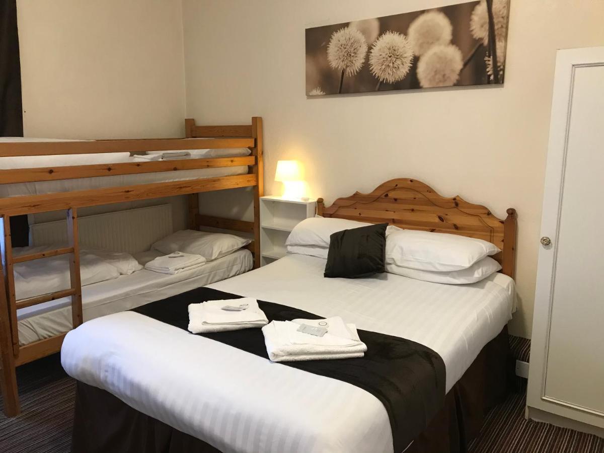 The Feathers Hotel Μπλάκπουλ Εξωτερικό φωτογραφία